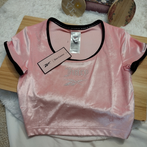 Juicy Couture 🩷 ✨ x Reebok Pink Velvet Baby Tee Women's Size Small 🆕 - Picture 4 of 7